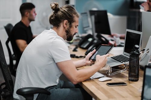 Flint vs Folloze vs PathFactory: Choosing the Right AI Landing Page Platform
