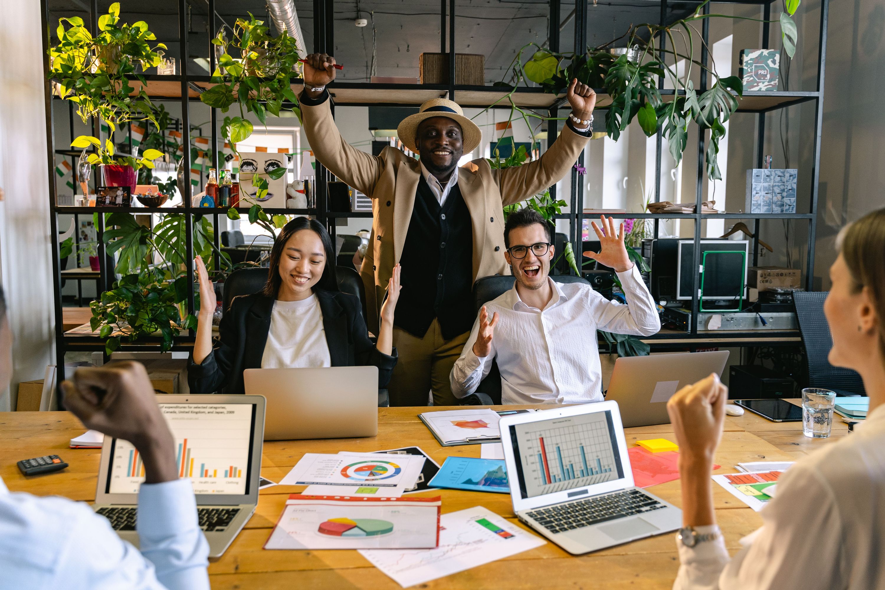 Best AI Advertising Tools for Performance Marketers