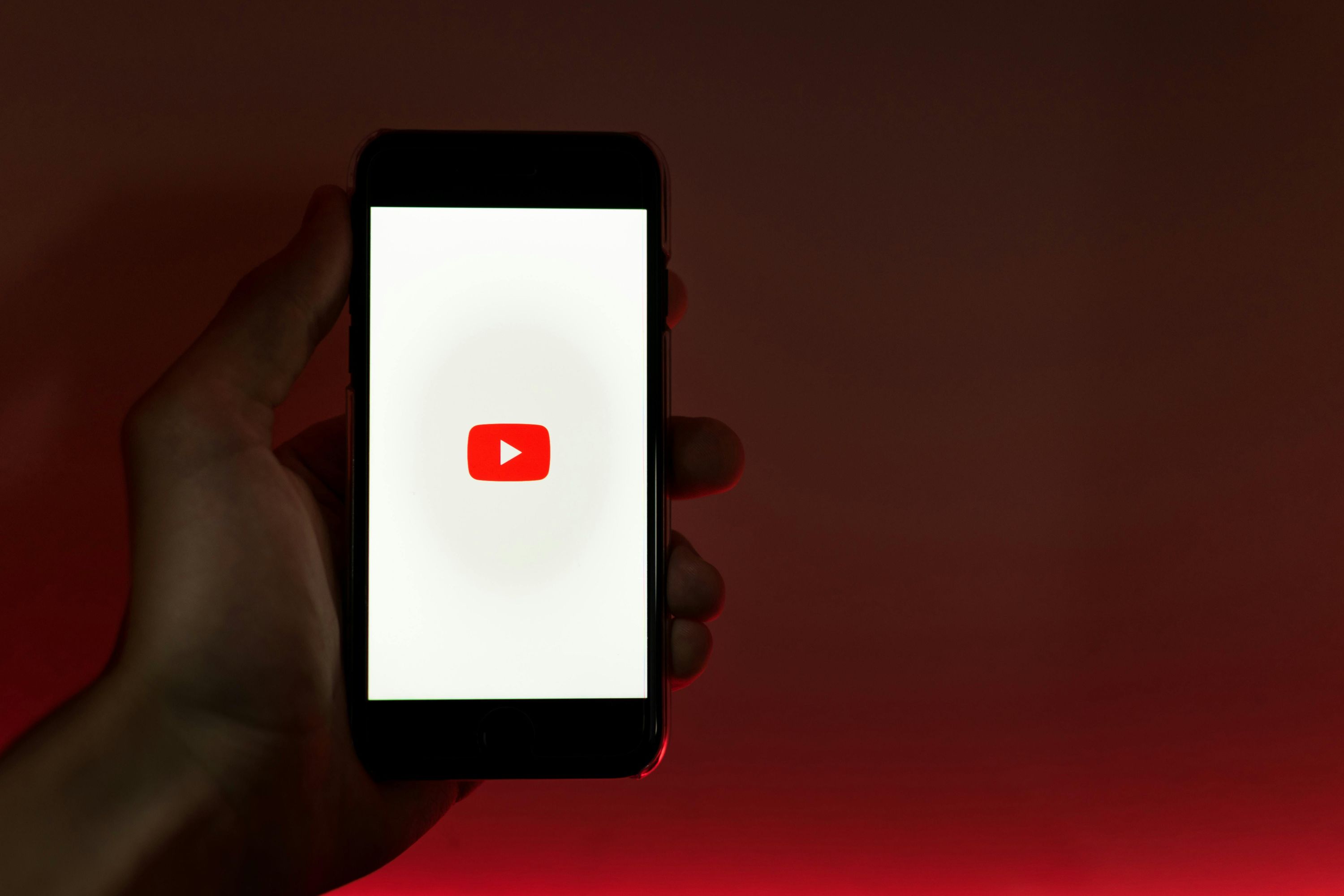 27 Landing Page Video Engagement Statistics for B2B
